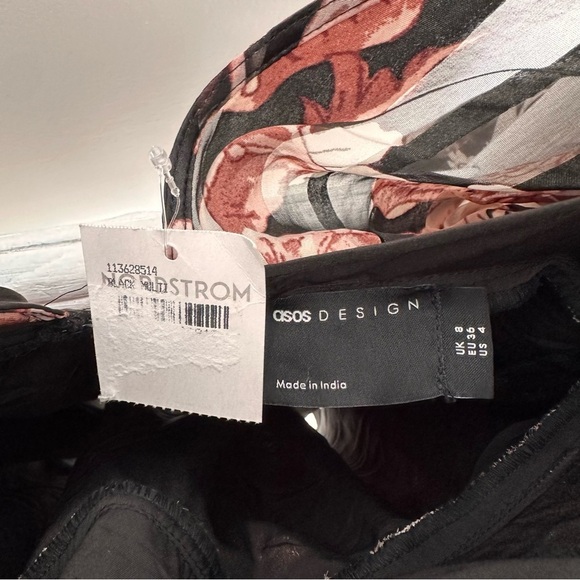 ASOS DESIGN satin stripe blouson mini dress with T ring detail in floral print - Picture 9 of 14